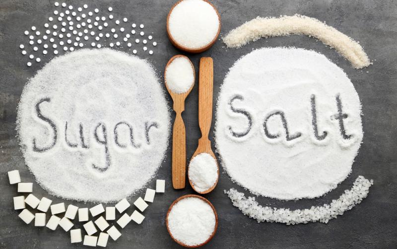 最も身近な調味料の砂糖と塩。その関連性と向き合い方。