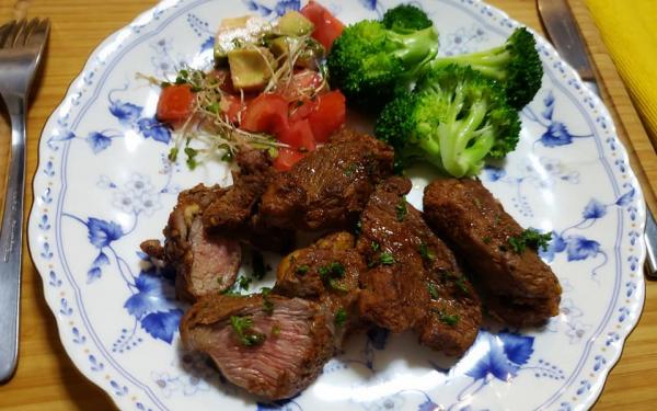 ラム肉のスパイス焼き